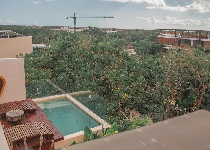 Stylish & Luxury Penthouse & Apartment, Private Pool, Private Hot Tub, Terrace And Roof At Jungle Appartamento