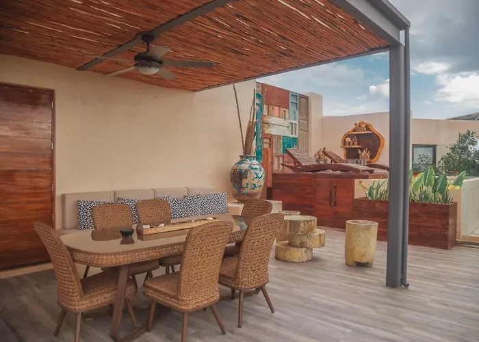 Stylish & Luxury Penthouse & Apartment, Private Pool, Private Hot Tub, Terrace And Roof At Jungle *