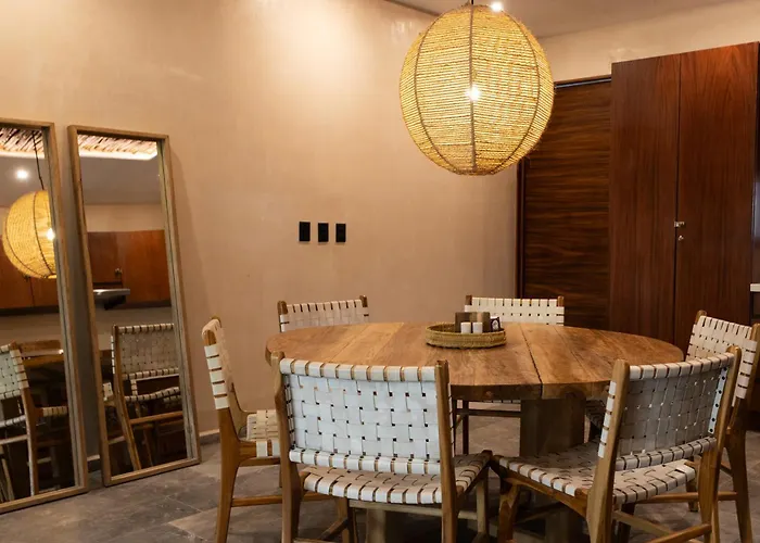 Stylish & Luxury Penthouse & Apartment, Private Pool, Private Hot Tub, Terrace And Roof At Jungle Appartamento *